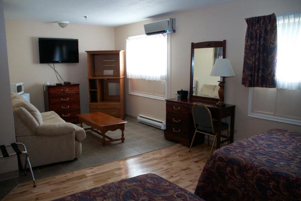The Martin Arms Motel Sydney Room photo